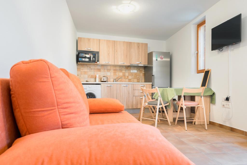 Apartment Pod Kastilom 耶尔萨 外观 照片